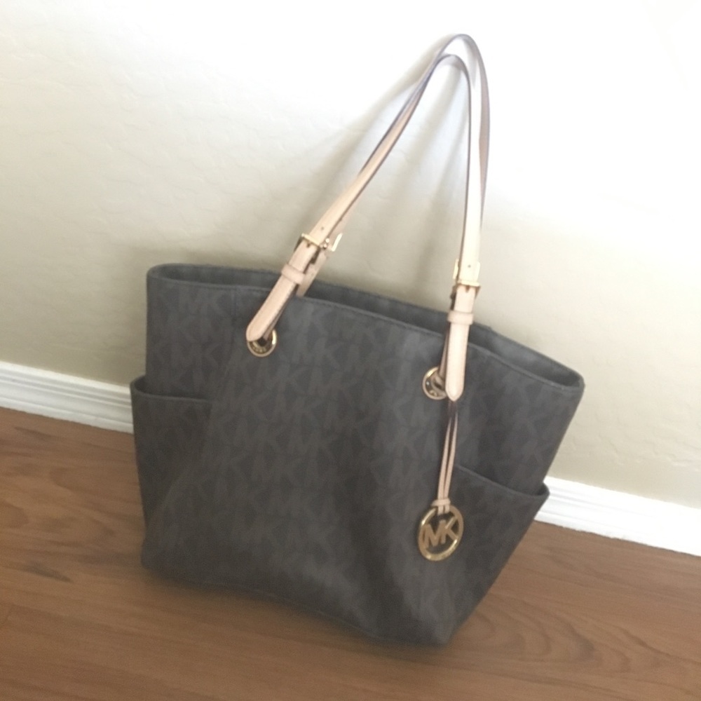 Michael Kors bag