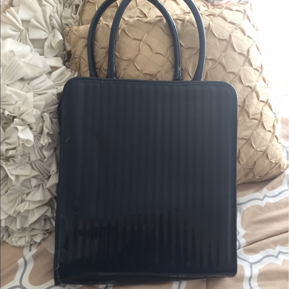 Ted Baker Juju large patent tote in Navy - Picture 2 of 4