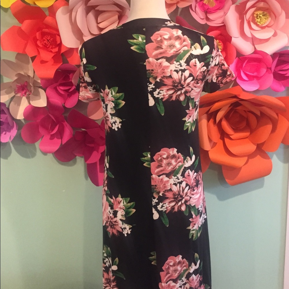 Floral Dress - SMALL - Picture 6 of 6