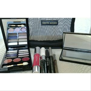 Makeup bundle + cosmetics bag