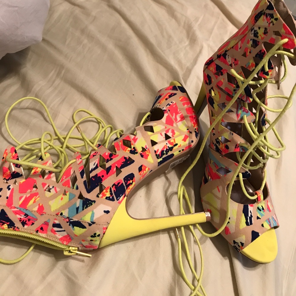 Colorful heels - Picture 3 of 3