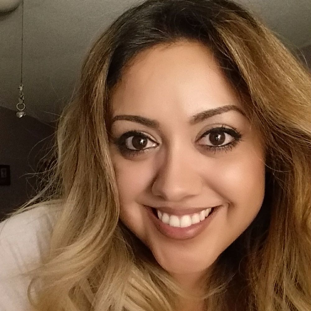 Meet your Posher, Gabriela