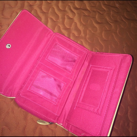 Colorful Wallet - Picture 3 of 4