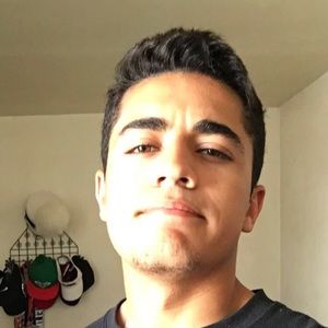 Meet your Posher, Diego