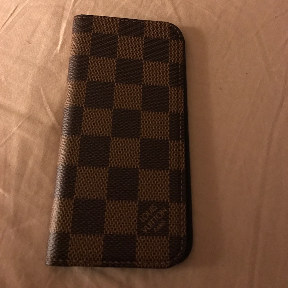 iPhone 7 LV phone case