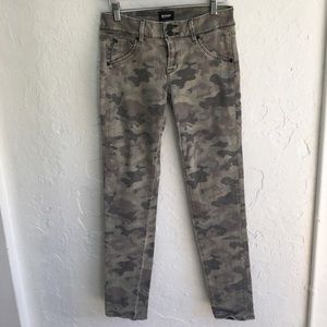 ***gently worn*** Hudson camo skinny jeans!!!