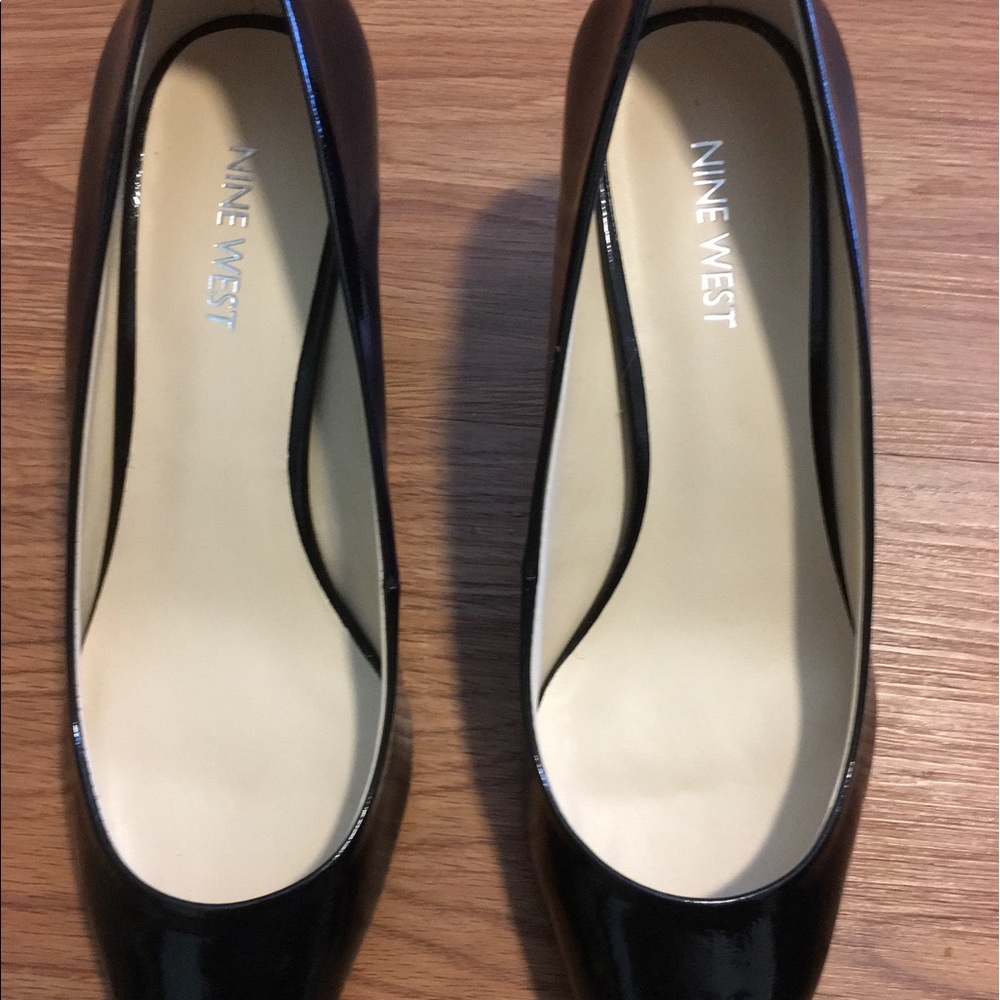 Nine West black  7.5 M. NEVER WORN. GORGEOUS