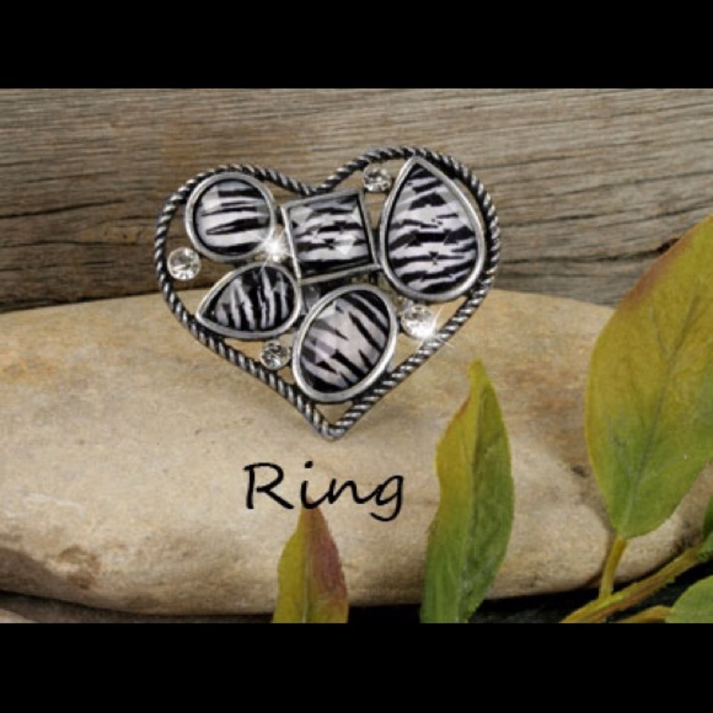 Zebra jewel and sparkling crystals silver ring.