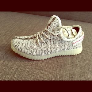 Kid's Yeezy light up shoes