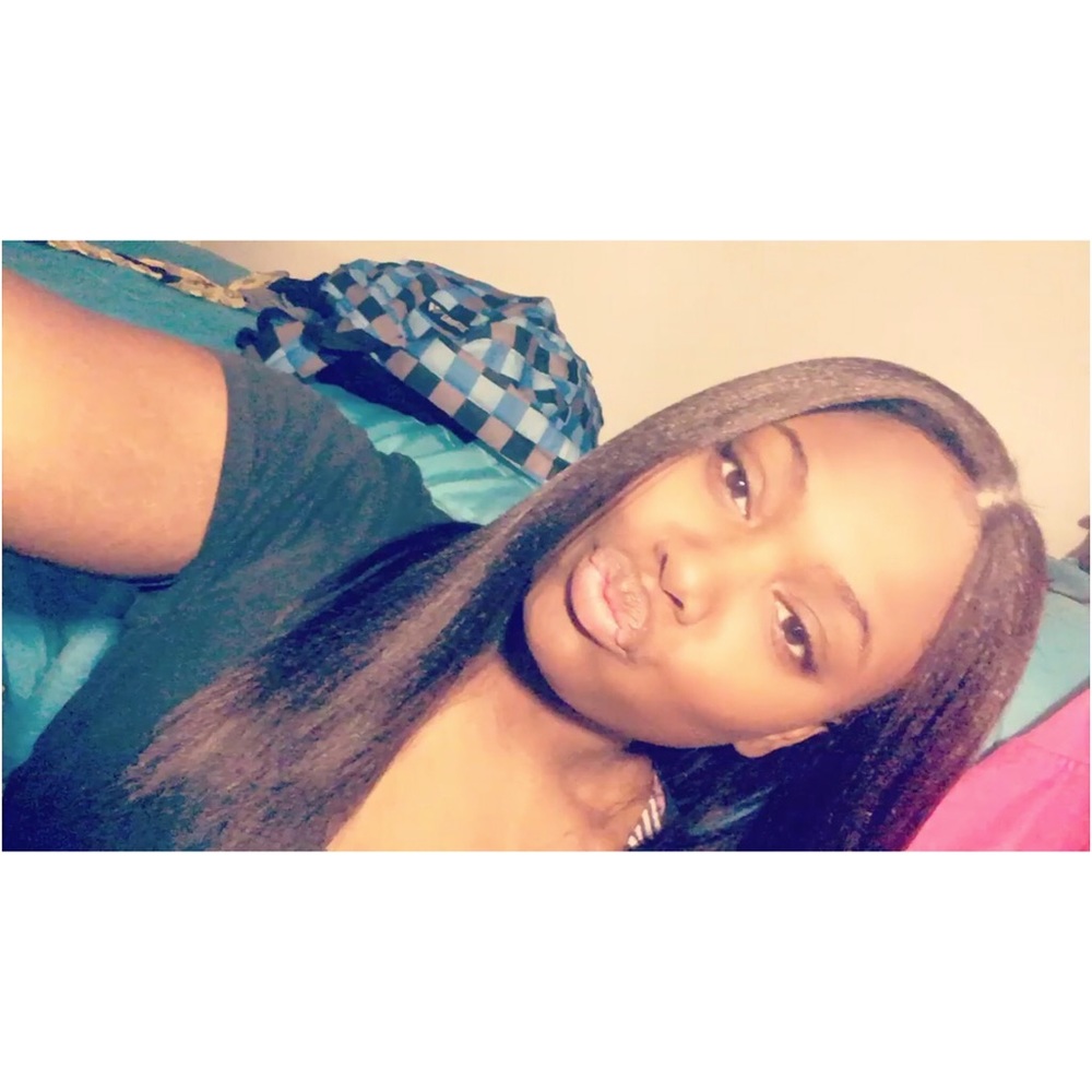 Meet your Posher, Shemiah