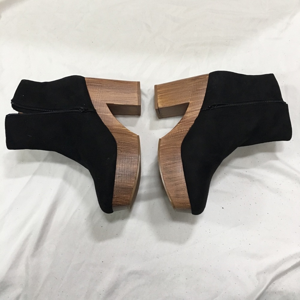 Platform heel boots / Black / Size 8W