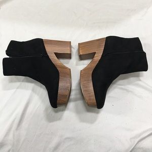 Platform heel boots / Black / Size 8W