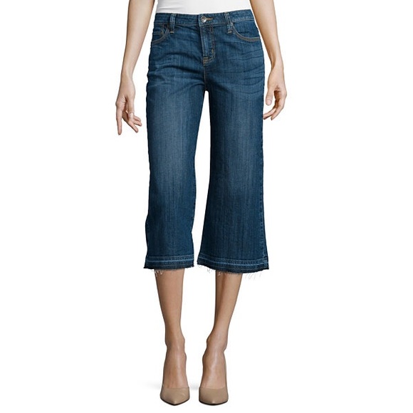 Stylus Denim - Raw hem cropped jeans⚡️