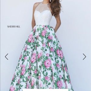🚫SOLD🚫💕Sherri Hill 2016 #50451 size 4