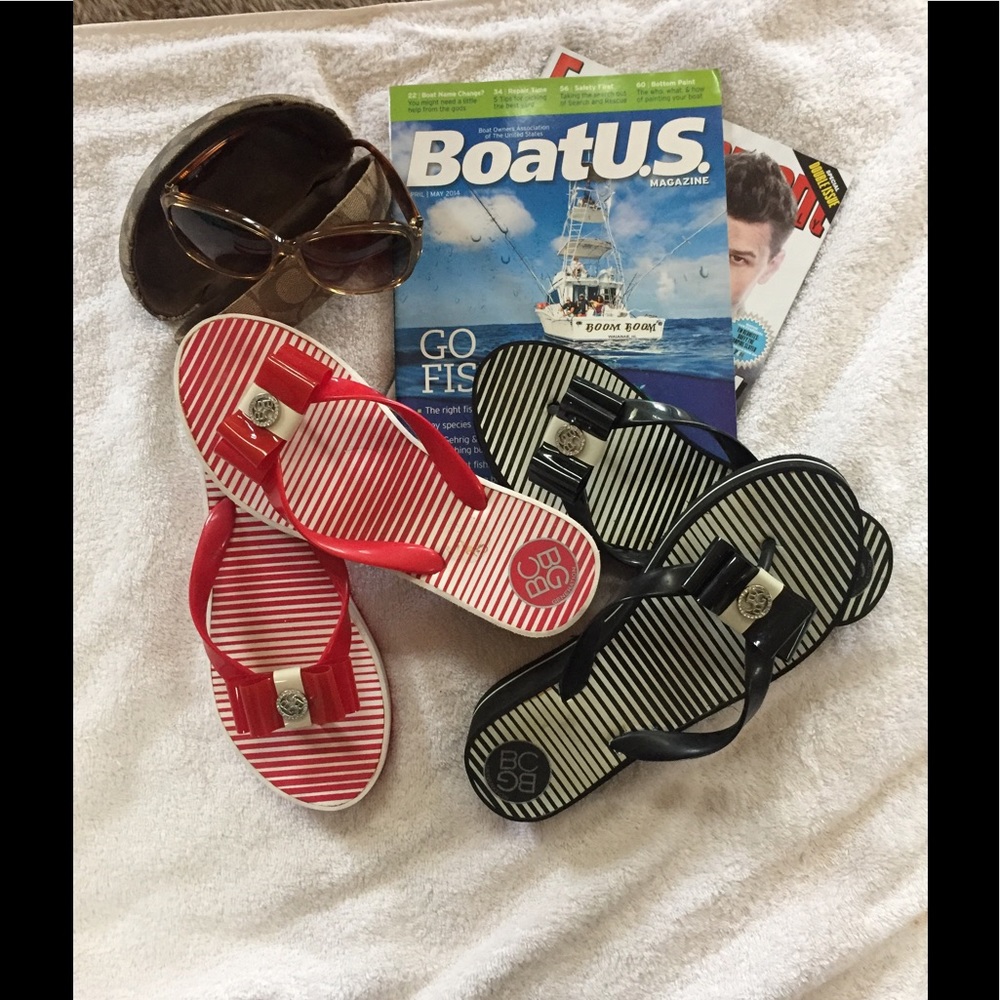TWO PAIRS BCBG Platform Flip Flops
