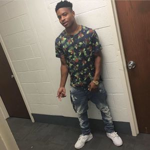 Meet your Posher, Deandre