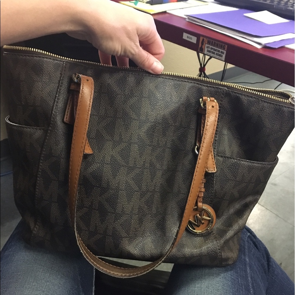 Authentic Michael kors purse