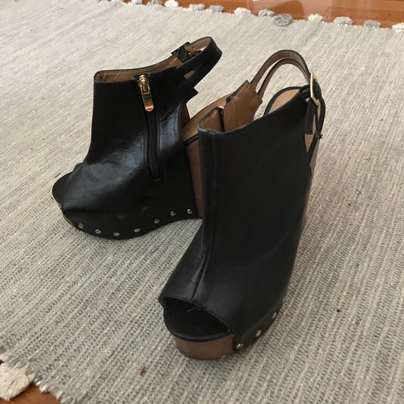 Chinese Laundry Jeepers wedge - Picture 4 of 6