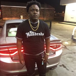 Meet your Posher, Ashton