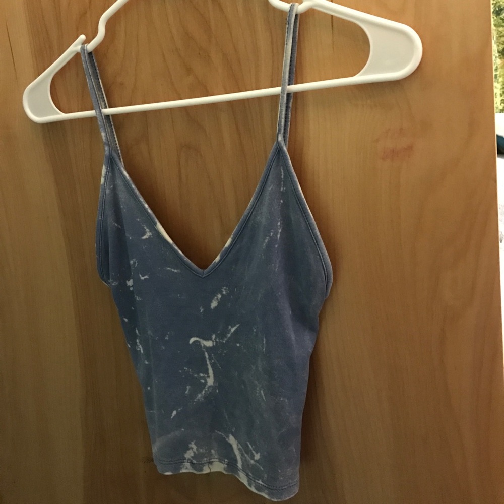 Blue marbled crop top