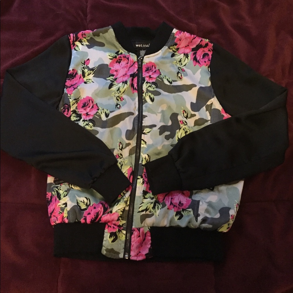 Floral zip up