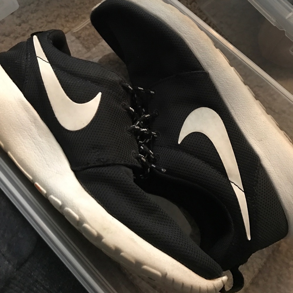 Nike Roshe Runs