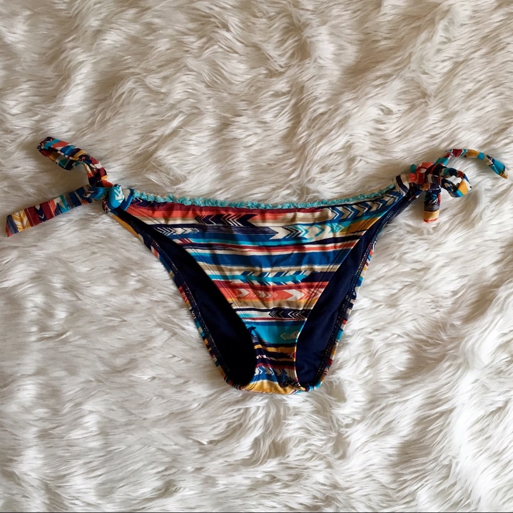 Lucky Brand Aztec print tie bikini bottoms