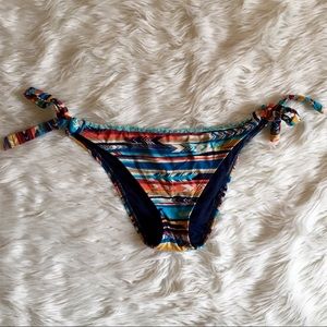Lucky Brand Aztec print tie bikini bottoms