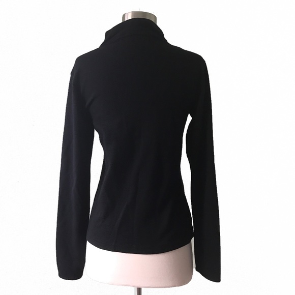 Gap Body Black Waffle Knit Athletic Top Small - Picture 2 of 4