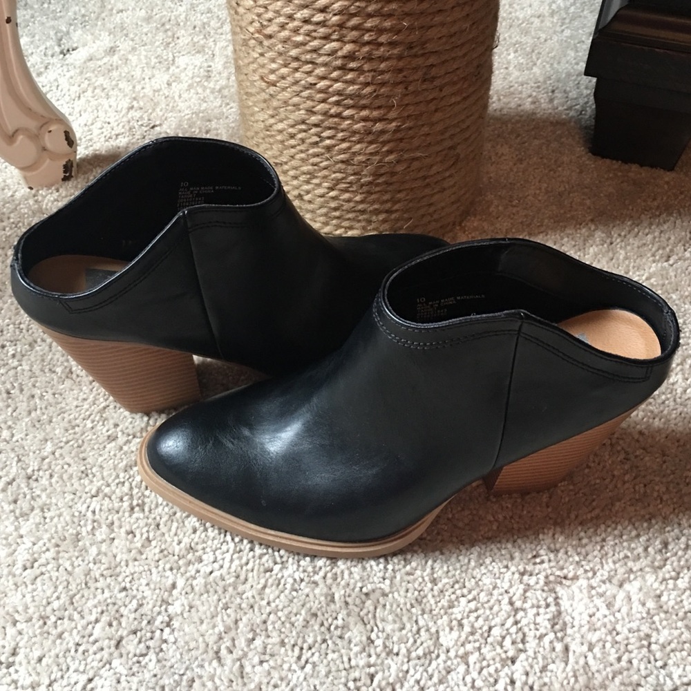 Slip on booties. Black with brown heel.