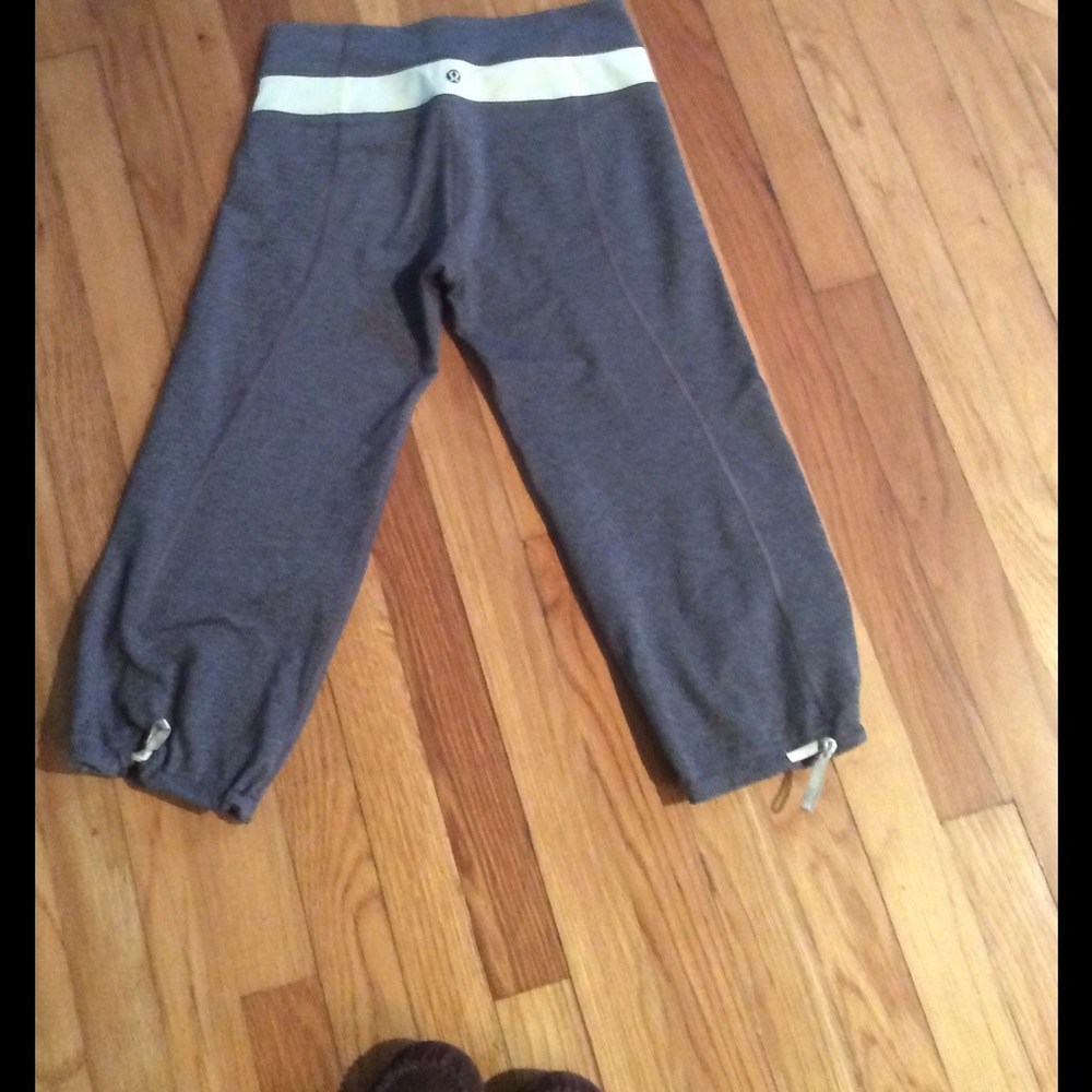 Lululemon capris