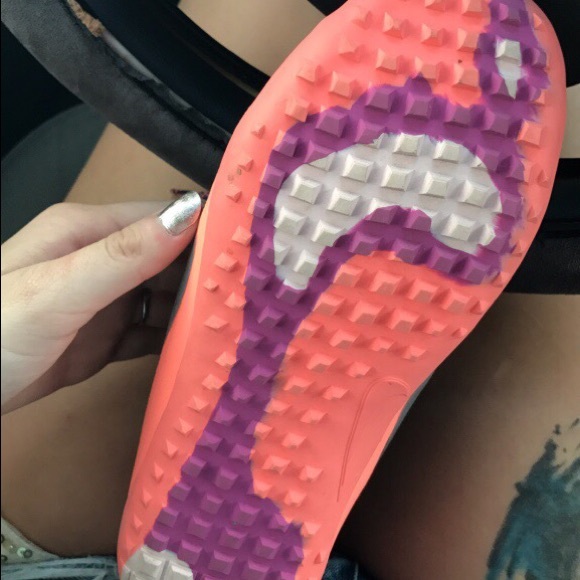 Nike hyper feels - Picture 2 of 2