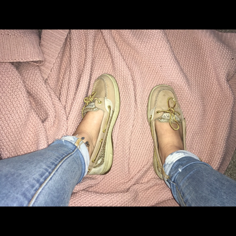Size 6 Shoe Bundle ( 4 pairs)