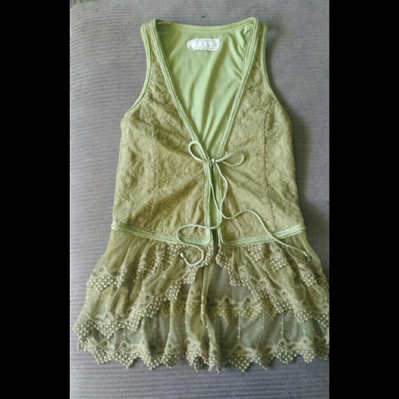 Boutique lace vest - Picture 1 of 1