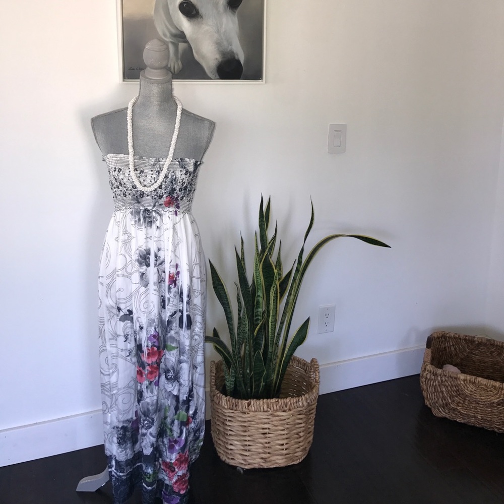 Maxi halter dress