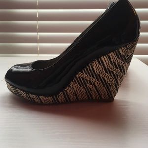 Shoes ! Never worn !