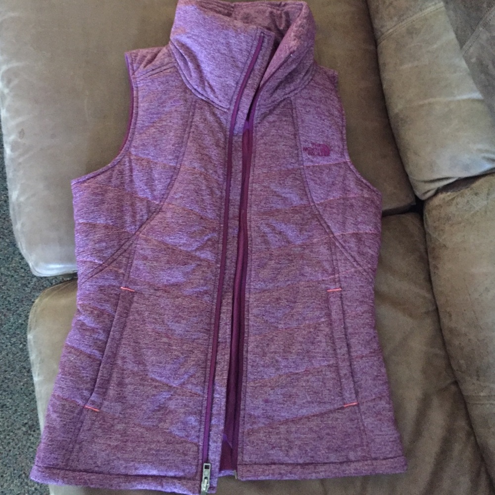 North face vest