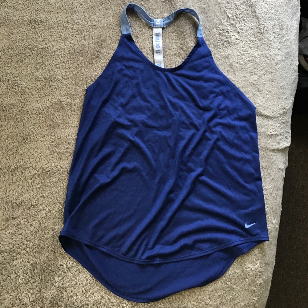 Nike workout top