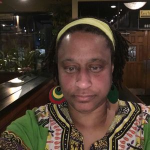 Meet your Posher, Angie