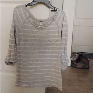 Grey/white striped quarter sleeve scoop neck