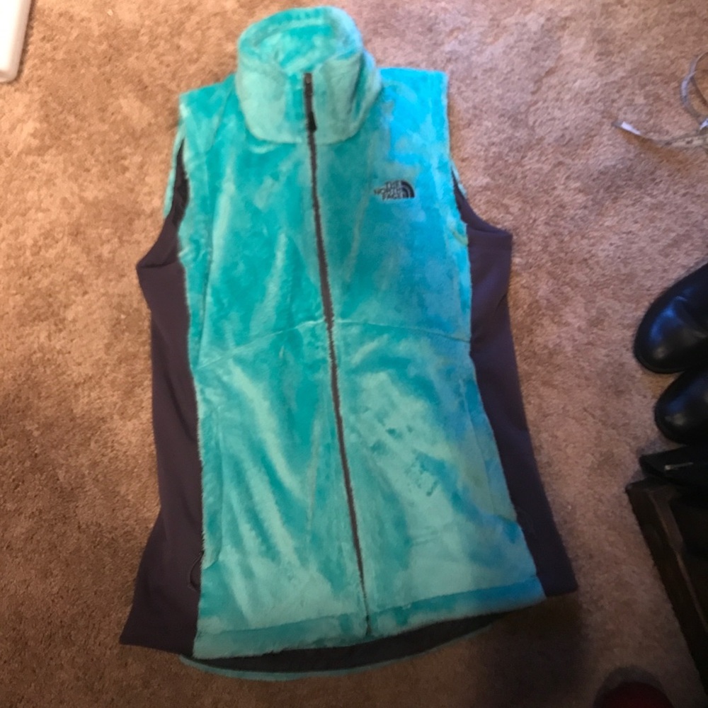 North face vest
