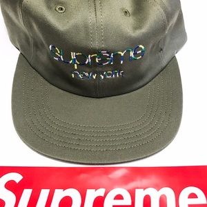 SUPREME - 🔥 Multicolor Twill Logo Cap 🔥