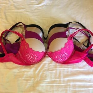 4 for $20! VS Very Sexy push up bras34D✨💖