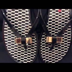 Cute black and white Coach sandals Landon Jelly