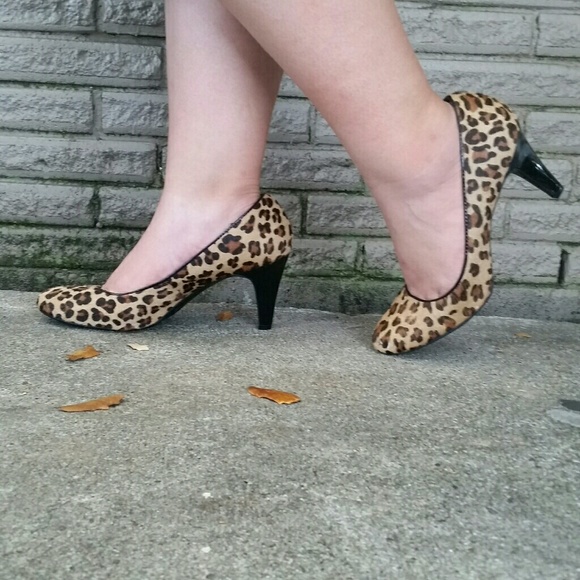Merona Shoes - ♥Merona Leopard Print Heels♥