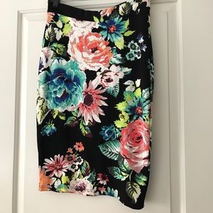 H&M floral stretch pencil skirt