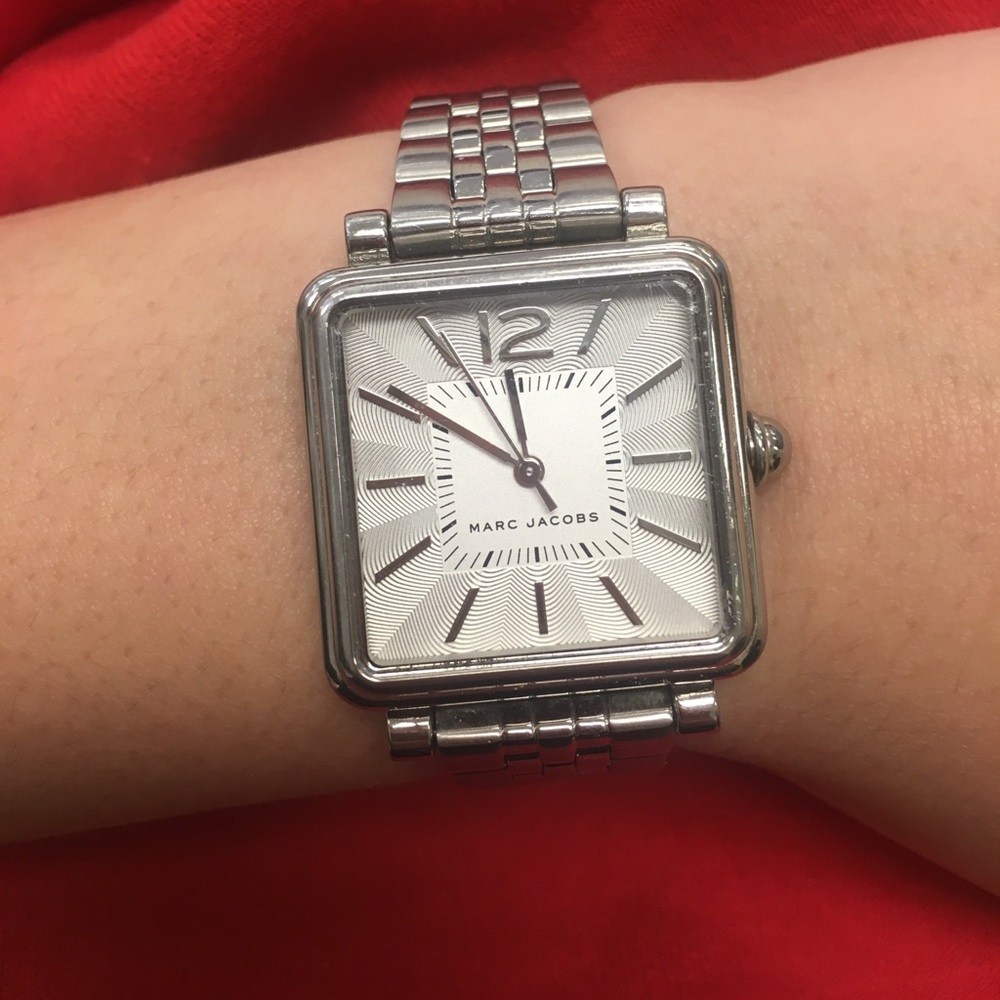 marc jacobs watch