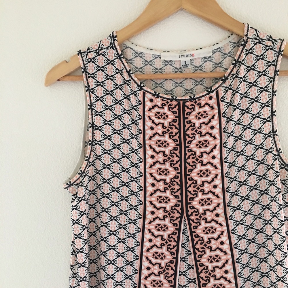 🎀 Gorgeous Geo-Print Shift Dress 💗 Like New!!