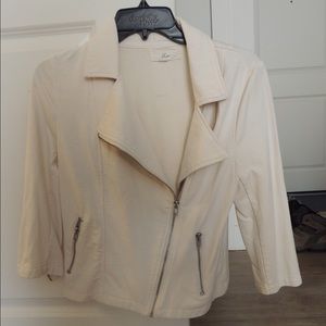 Lightweight blazer