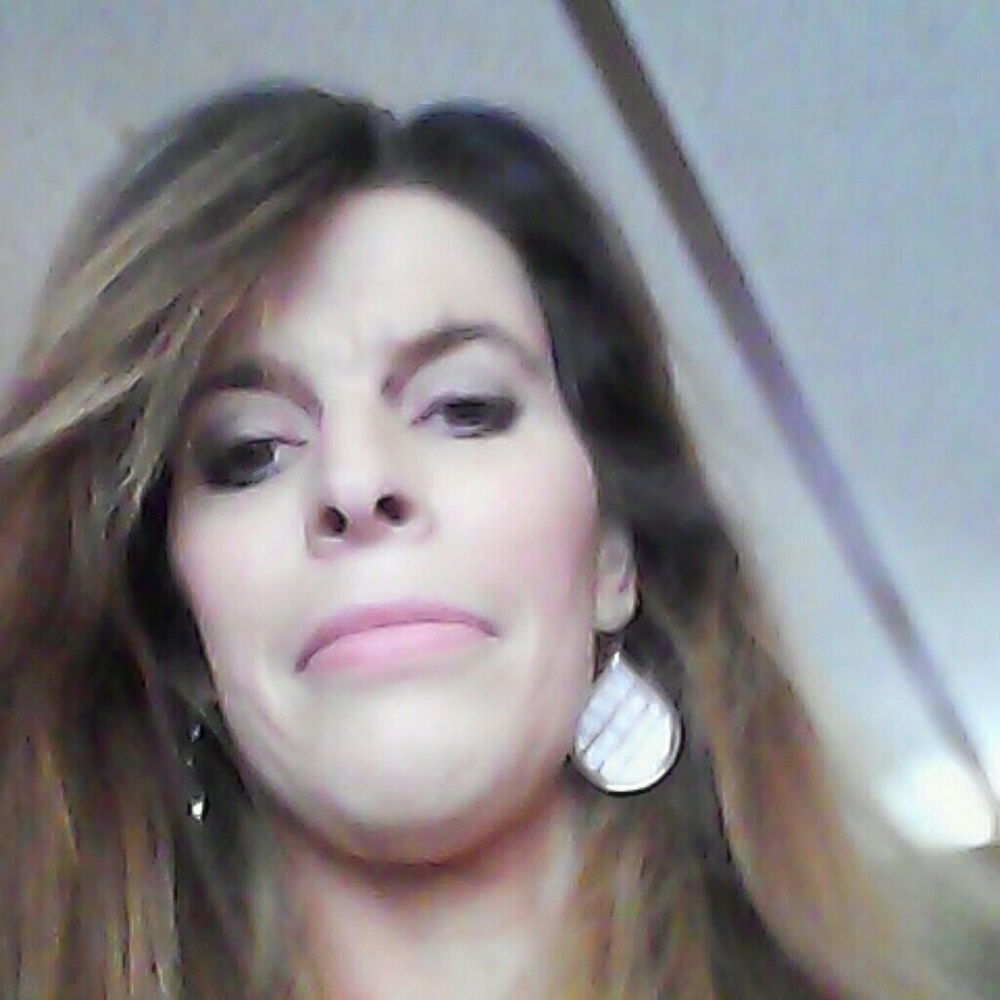 Meet your Posher, Jenn